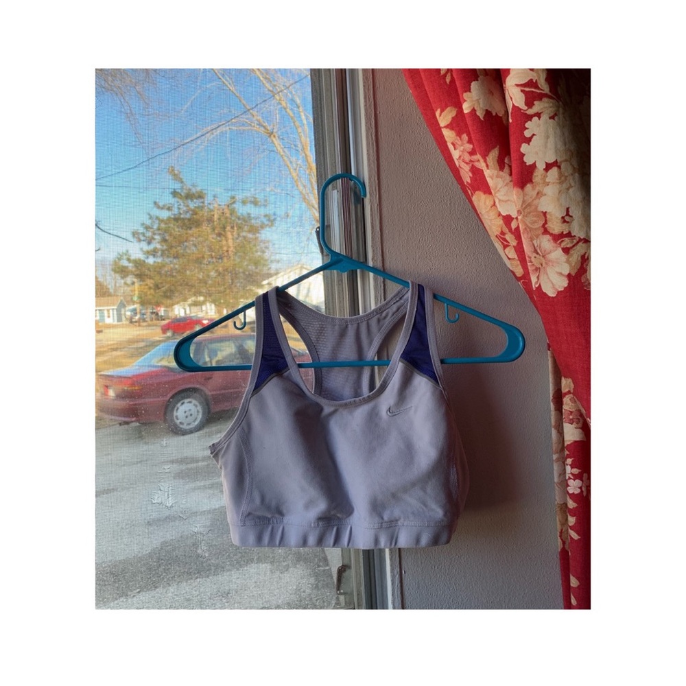 NIKE SPORTS BRA